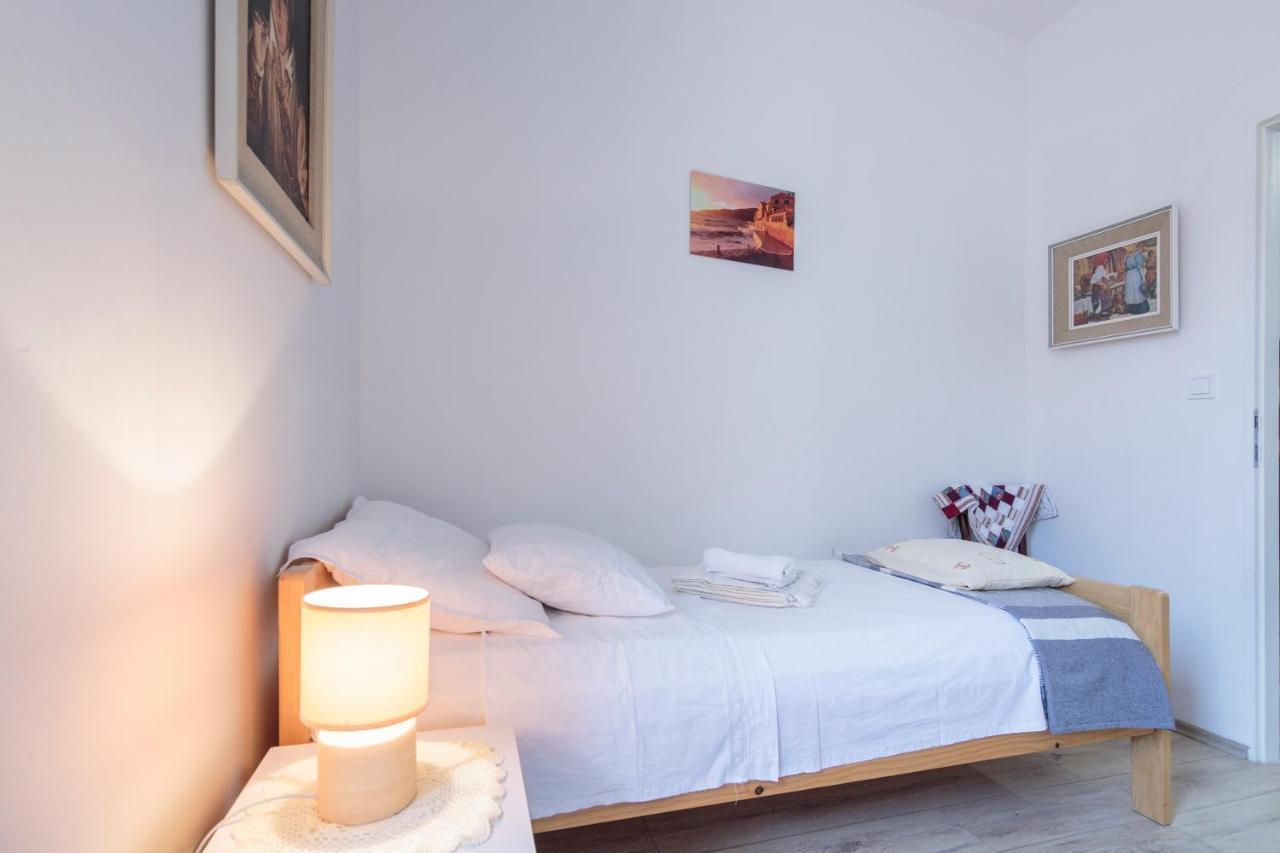 Apartment Esa Komiza Ngoại thất bức ảnh
